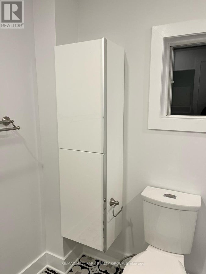2 - 133 SPADINA AVENUE - Photo 9