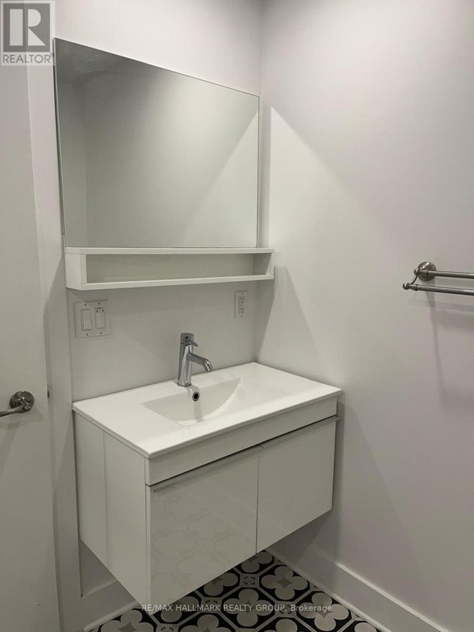 2 - 133 SPADINA AVENUE - Photo 10