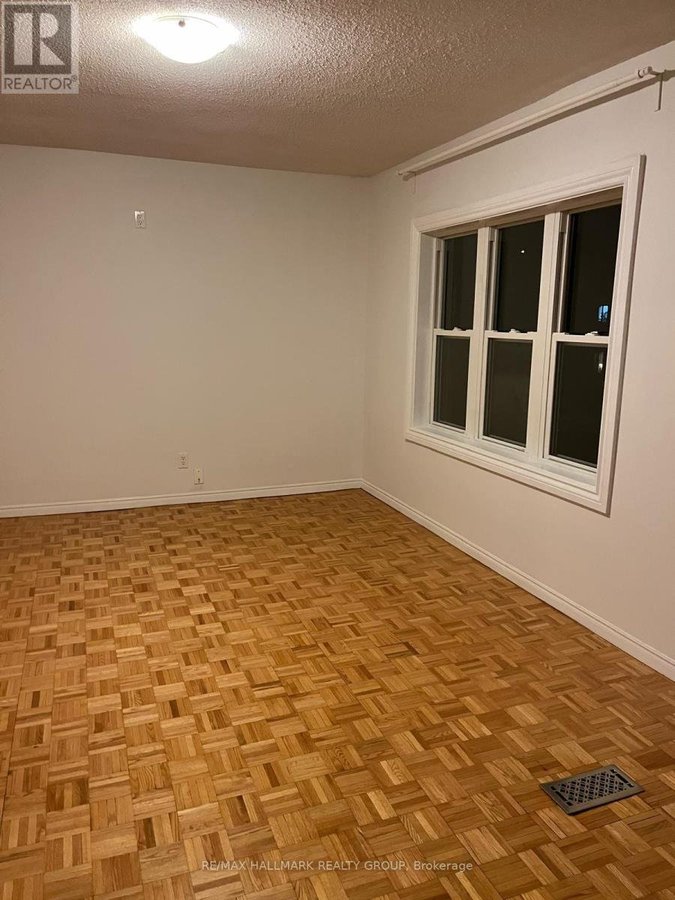 2 - 133 SPADINA AVENUE - Photo 14