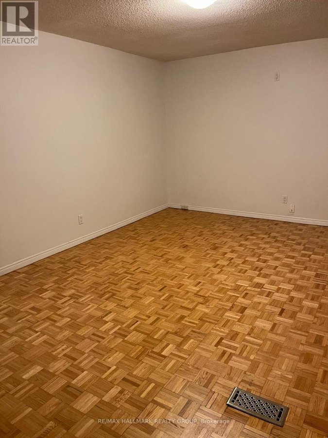 2 - 133 SPADINA AVENUE - Photo 15