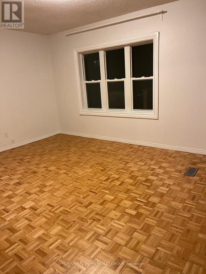 2 - 133 SPADINA AVENUE - Photo 16