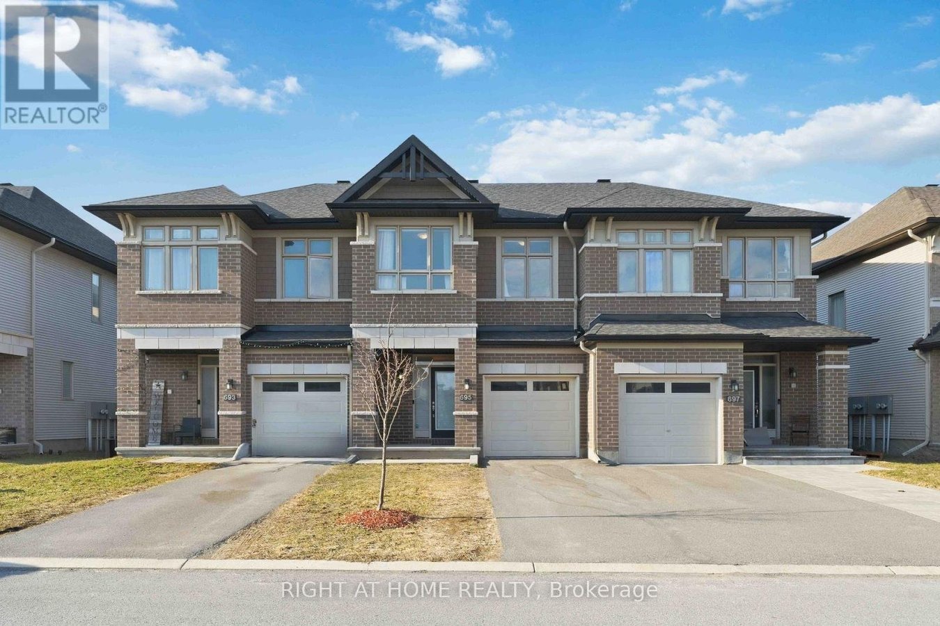 695 CAPRICORN CIRCLE - Photo 1