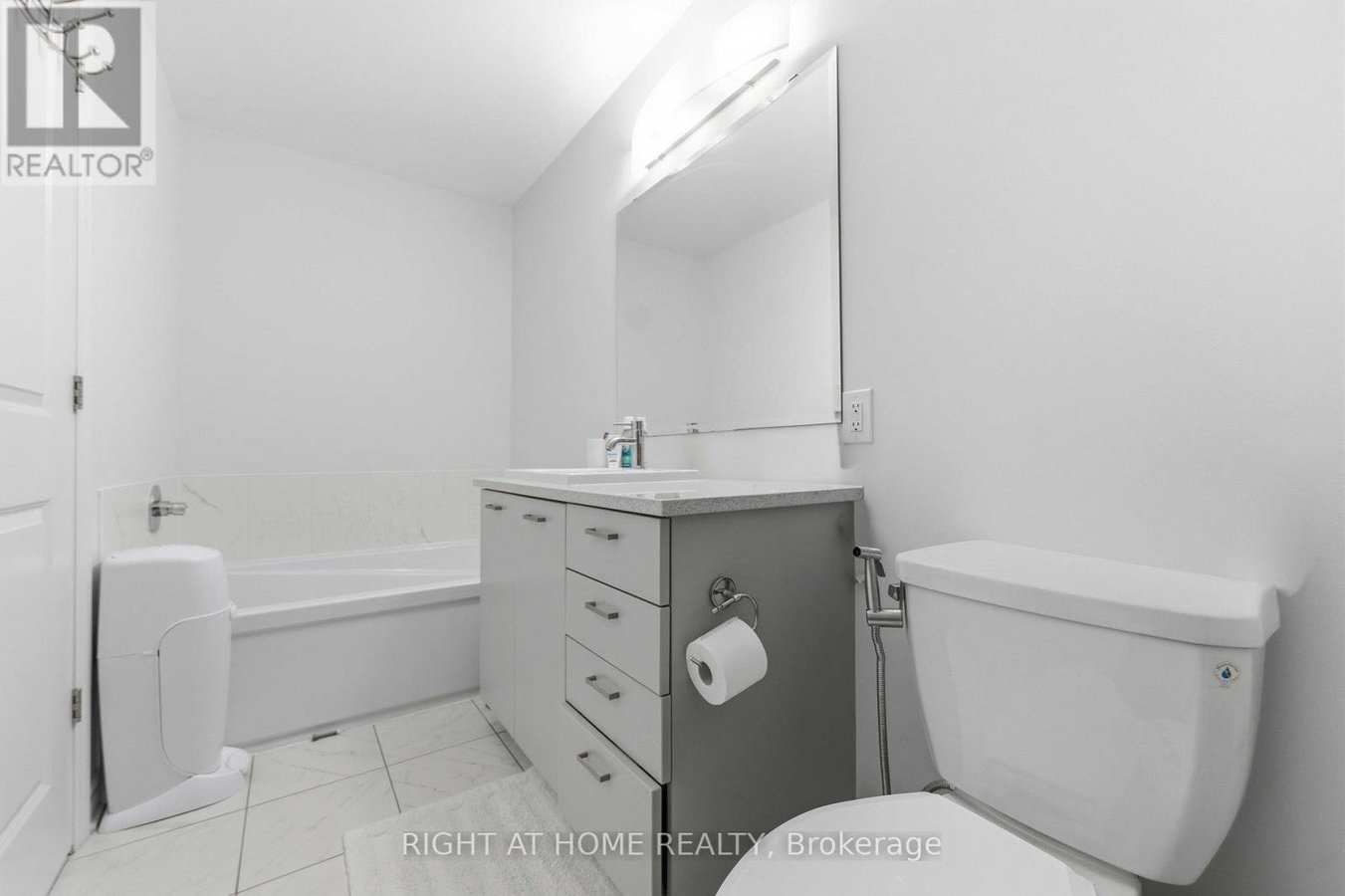 695 CAPRICORN CIRCLE - Photo 21