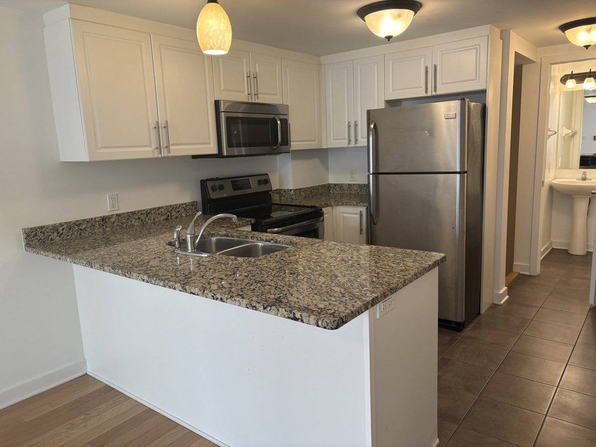 132 Daly Avenue - Photo 4