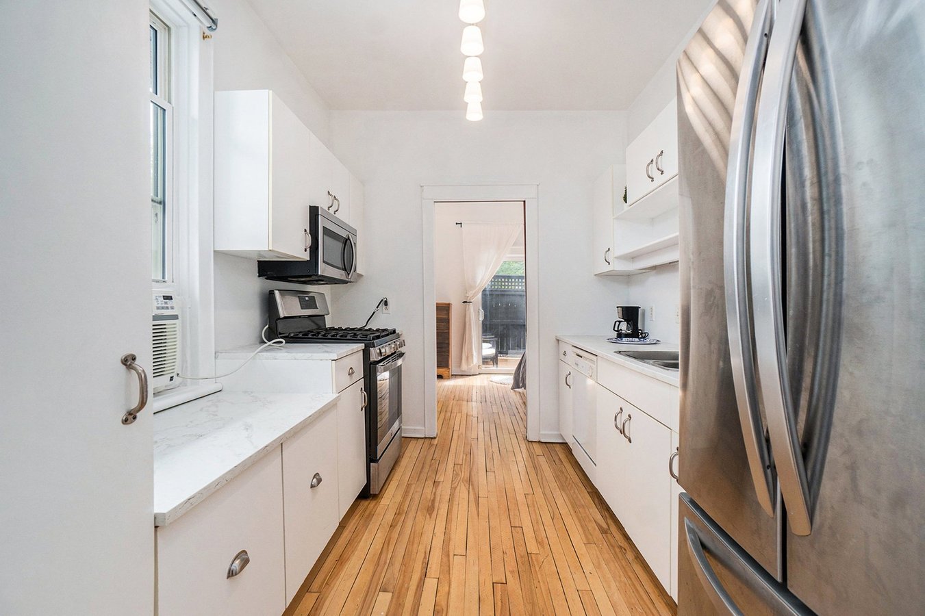 208 Clarence Street - Photo 12