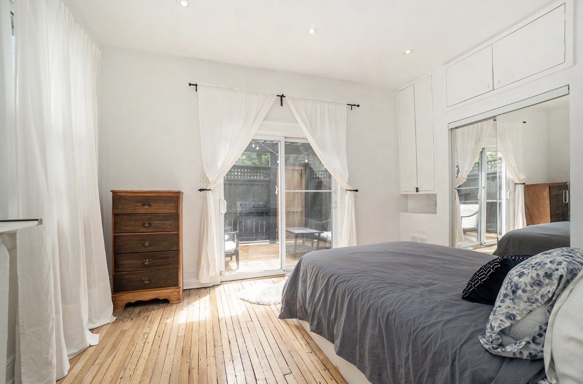 208 Clarence Street - Photo 18