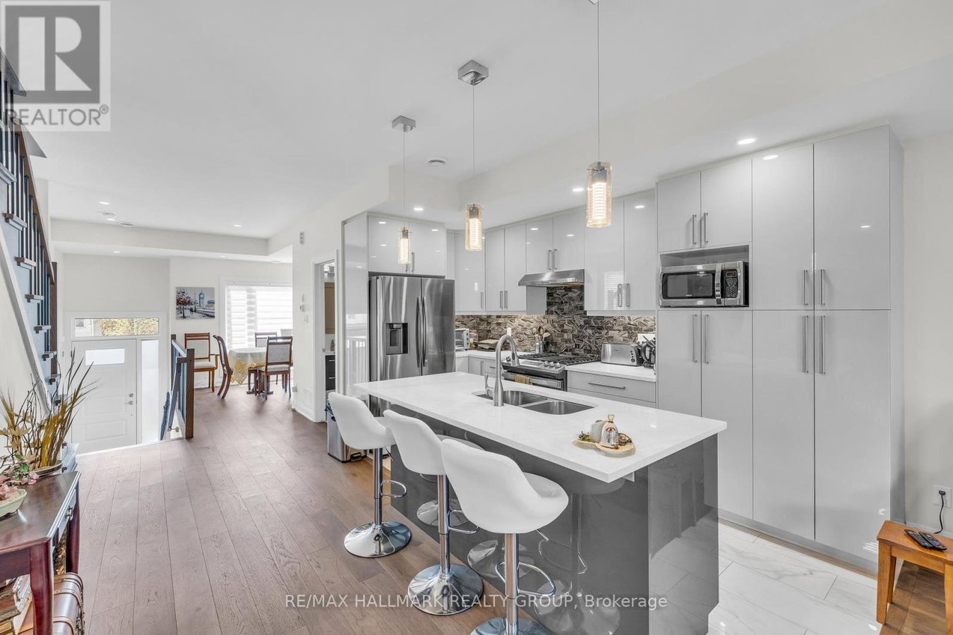 163 LONGPRE STREET - Photo 8