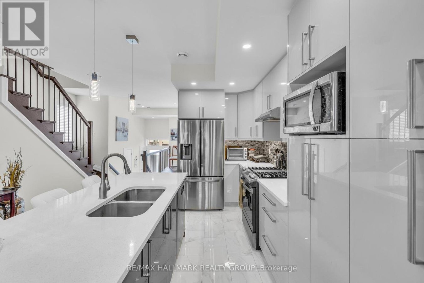 163 LONGPRE STREET - Photo 10
