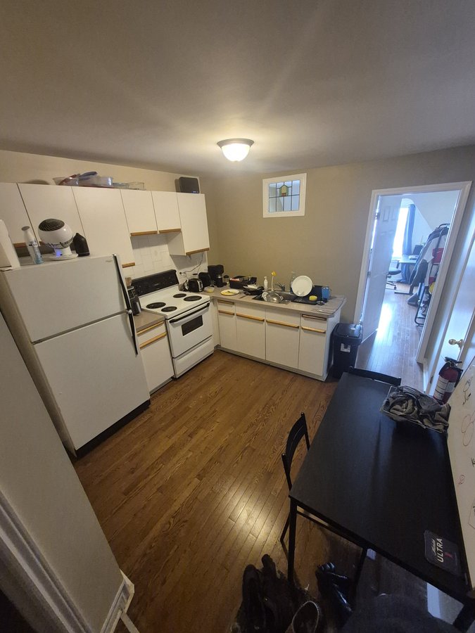 327 Somerset Street East - Photo 2