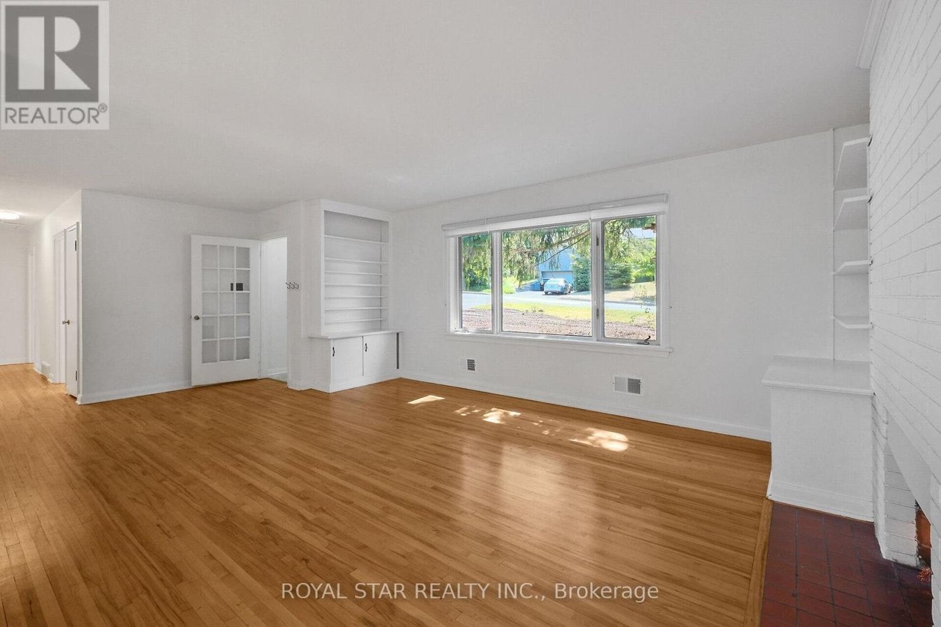 10 DELONG DRIVE - Photo 7