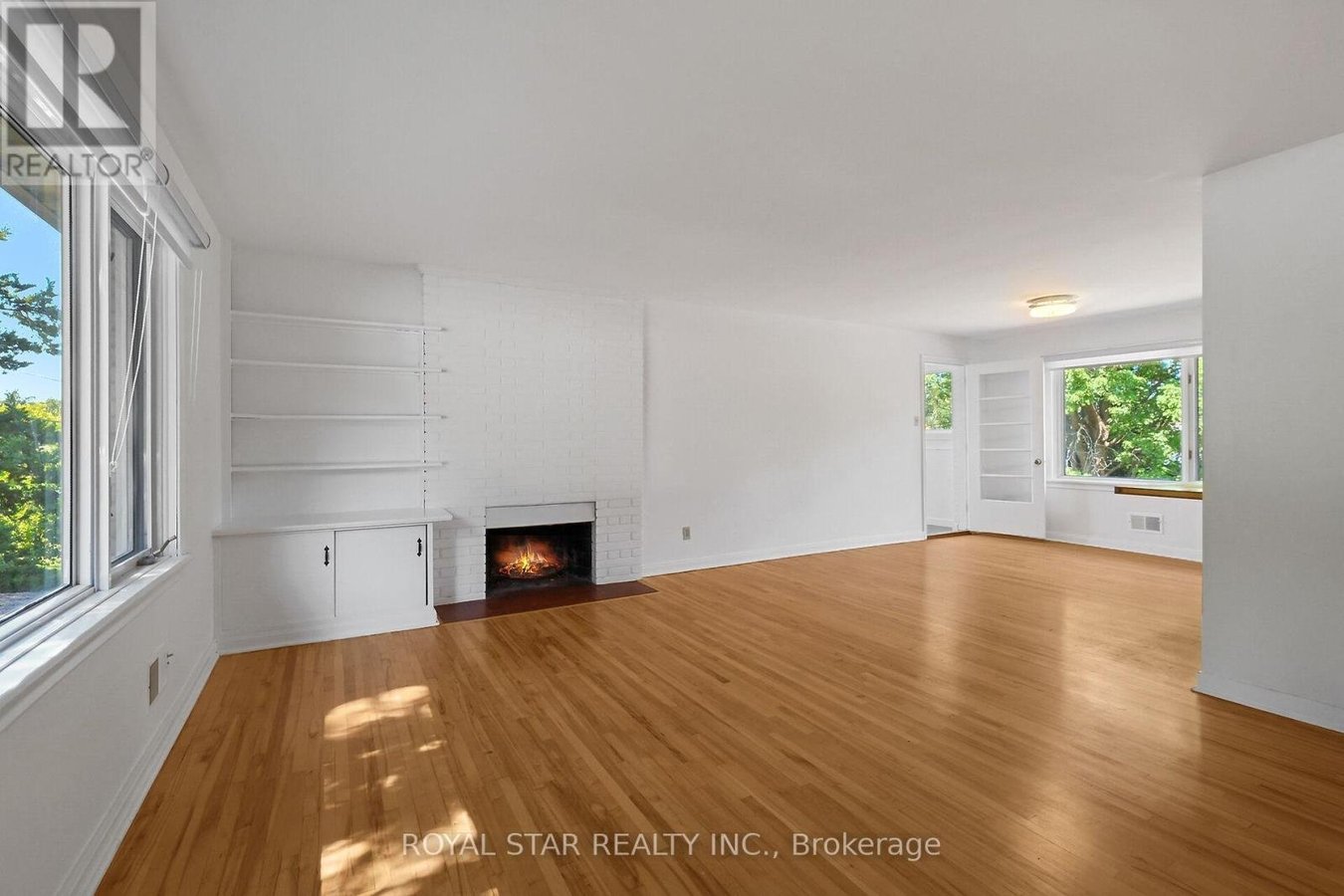 10 DELONG DRIVE - Photo 8