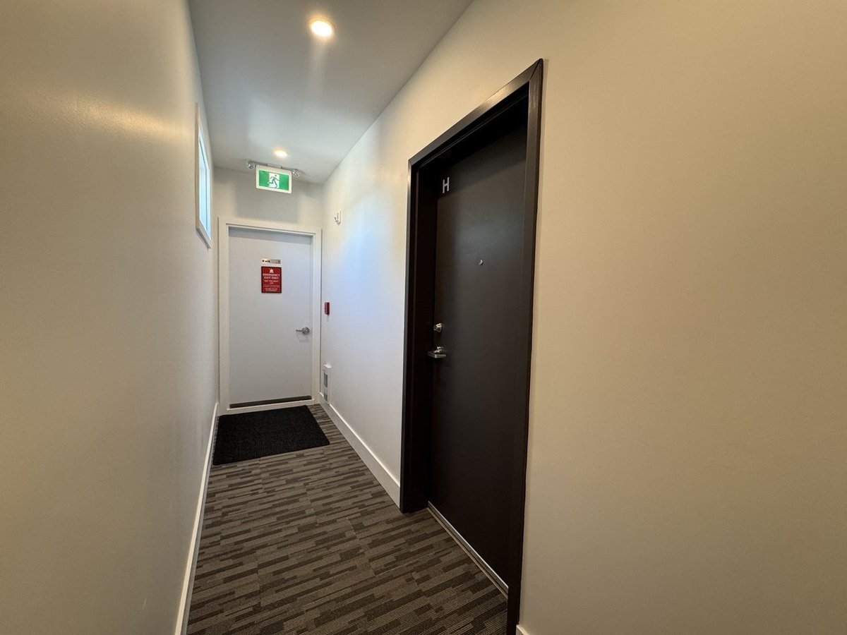 61 Pinehurst Avenue - Photo 3