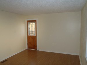 563 Guy Street - Photo 3