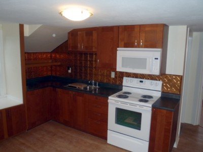 563 Guy Street - Photo 2