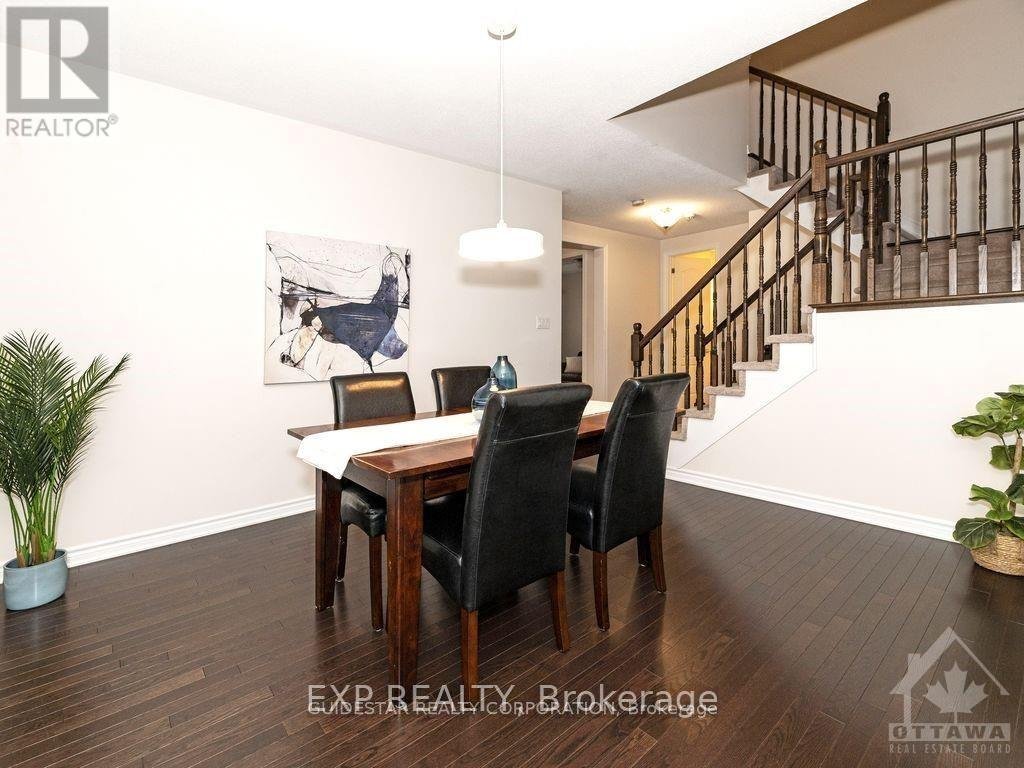 215 RIVERTREE STREET - Photo 6