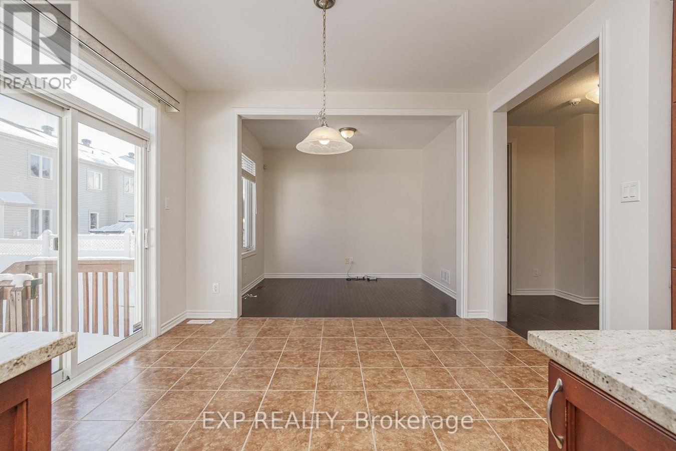 215 RIVERTREE STREET - Photo 11