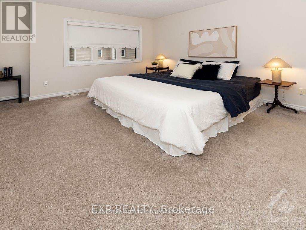 215 RIVERTREE STREET - Photo 18
