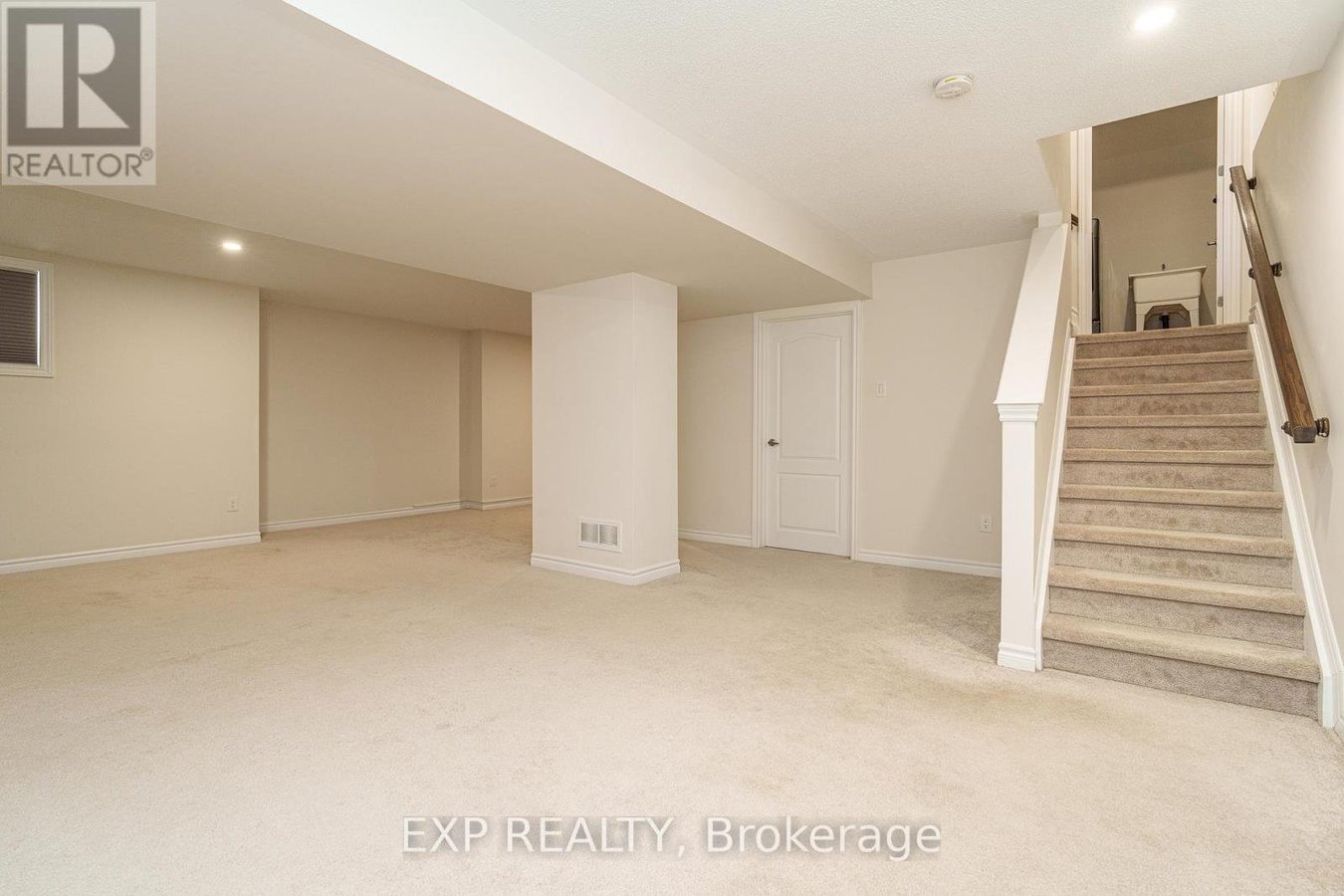 215 RIVERTREE STREET - Photo 25
