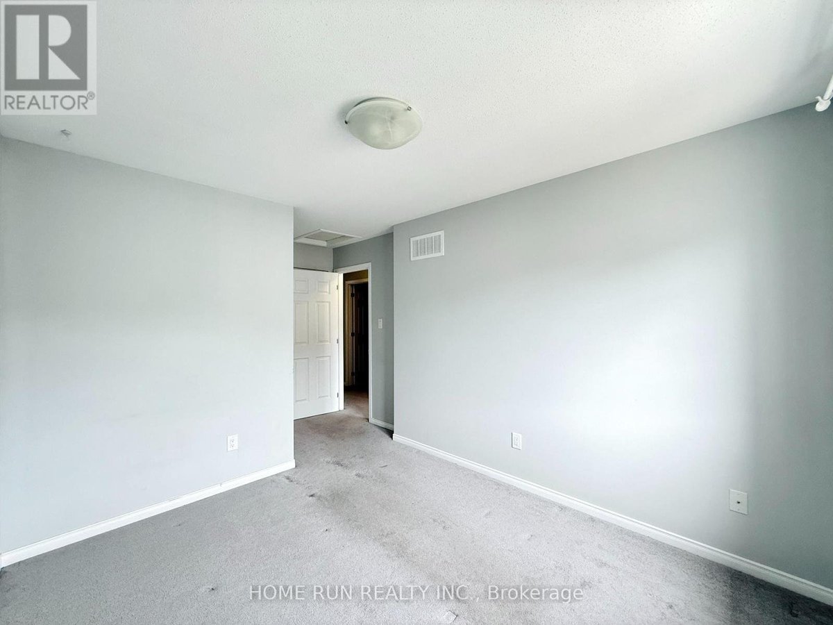 183 LARAMIE CRESCENT - Photo 21