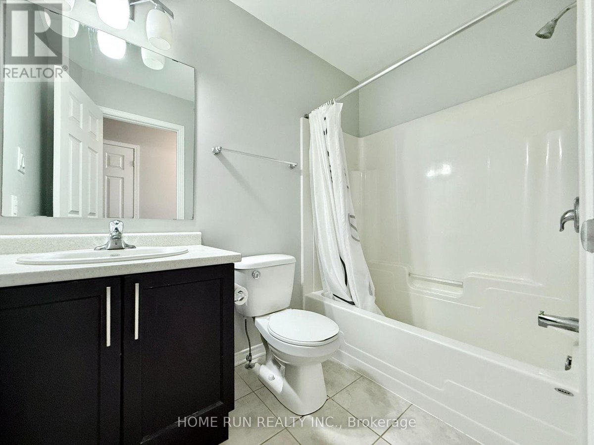 183 LARAMIE CRESCENT - Photo 23