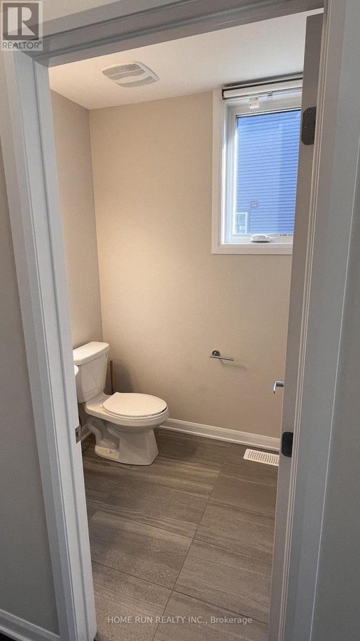 580 LILITH STREET - Photo 3