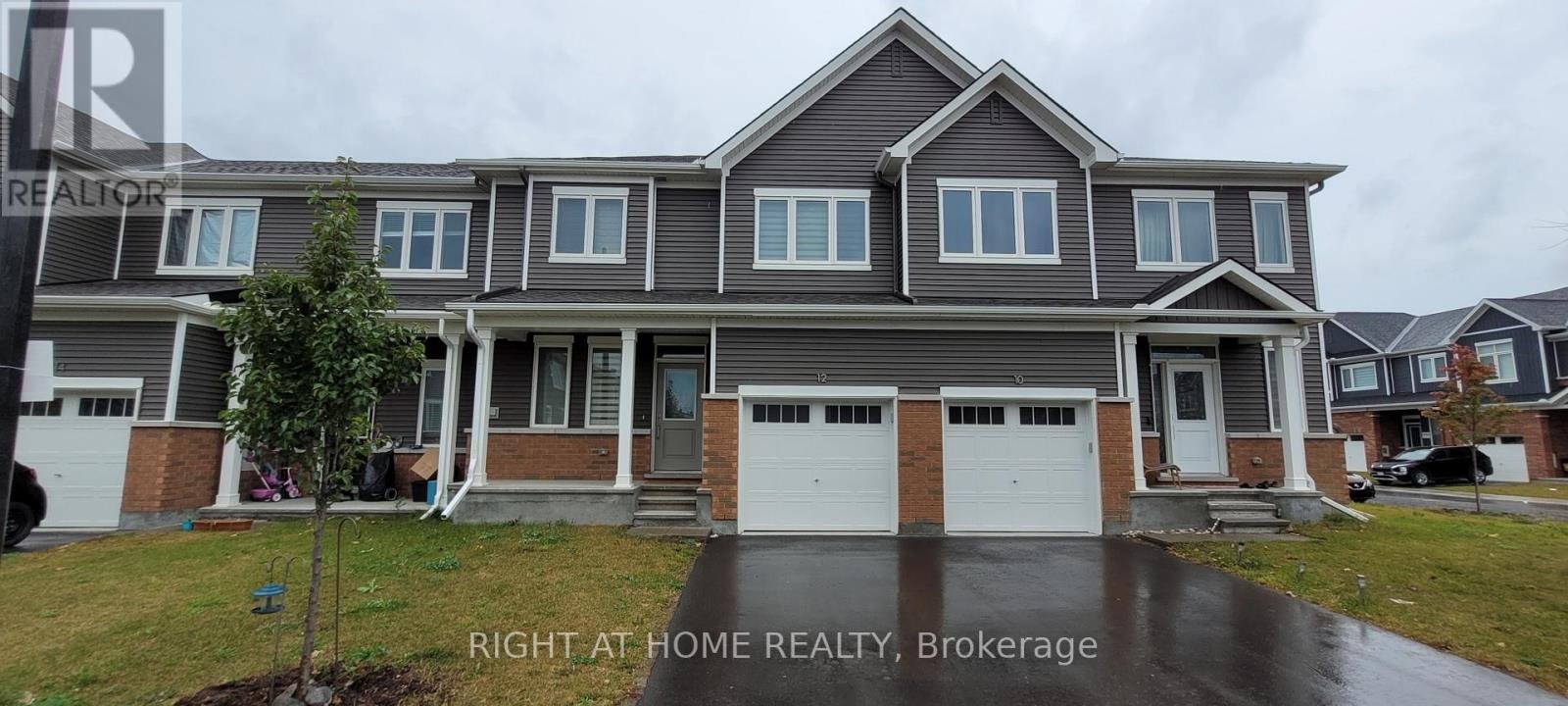 12 FOCALITY CRESCENT - Photo 1