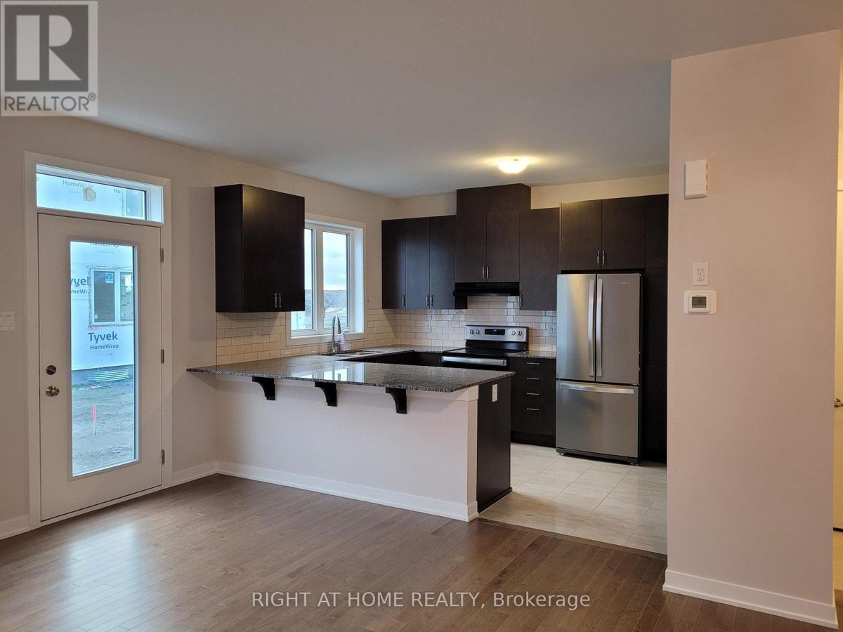 12 FOCALITY CRESCENT - Photo 7