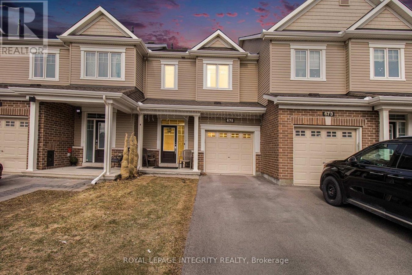 675 LAURALEAF CRESCENT - Photo 1
