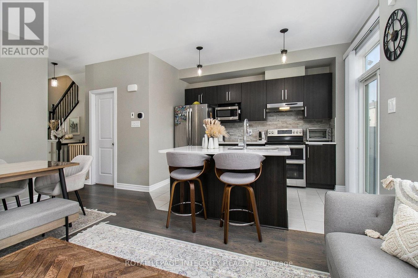 675 LAURALEAF CRESCENT - Photo 6