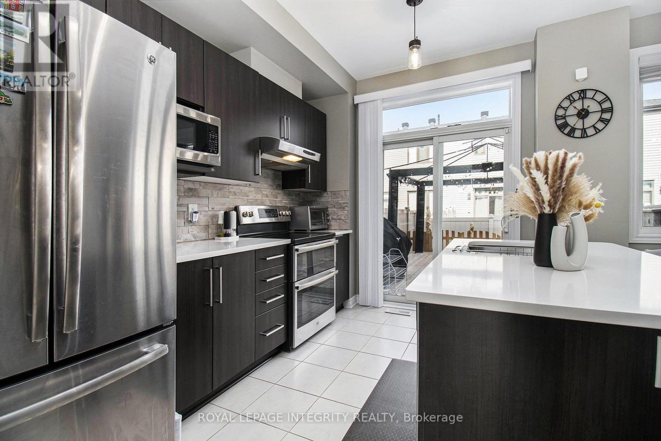 675 LAURALEAF CRESCENT - Photo 11
