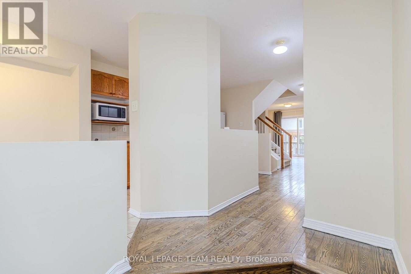 263 CRESTHAVEN DRIVE - Photo 5
