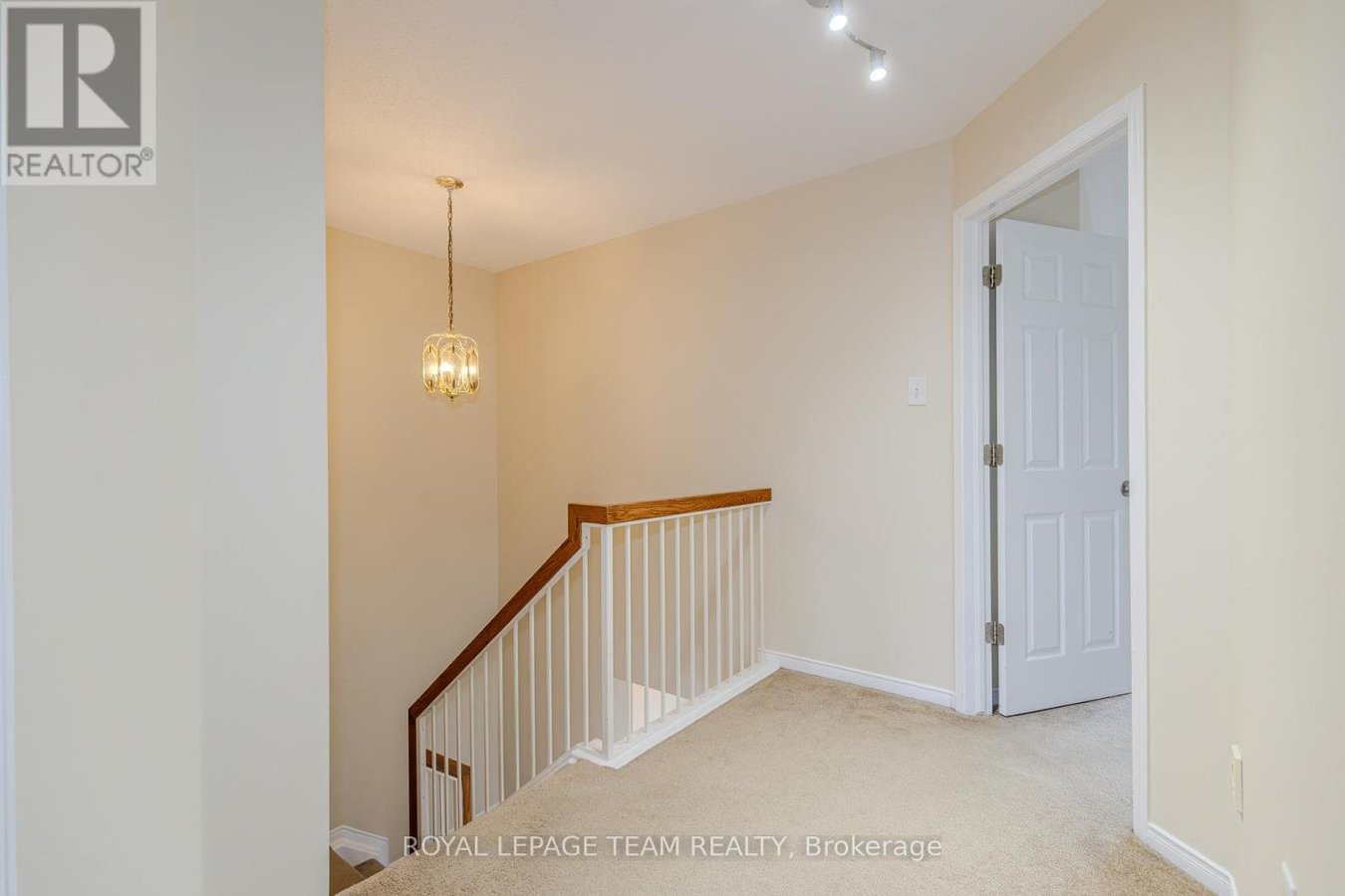 263 CRESTHAVEN DRIVE - Photo 27