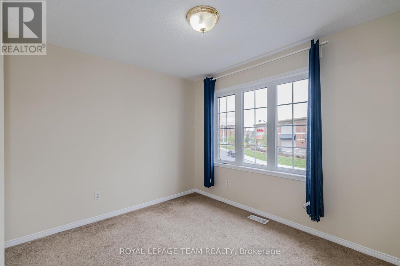 263 CRESTHAVEN DRIVE - Photo 40