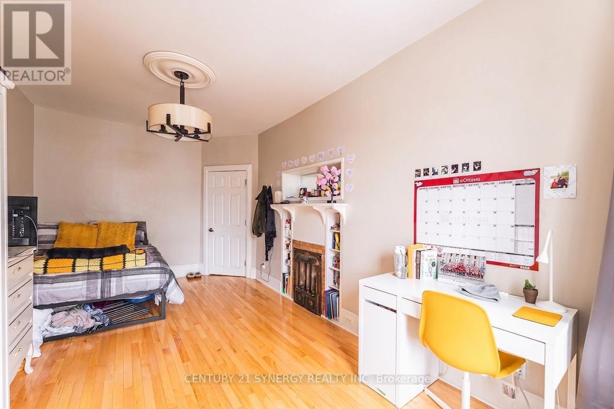 2 - 229 CHARLOTTE STREET - Photo 7