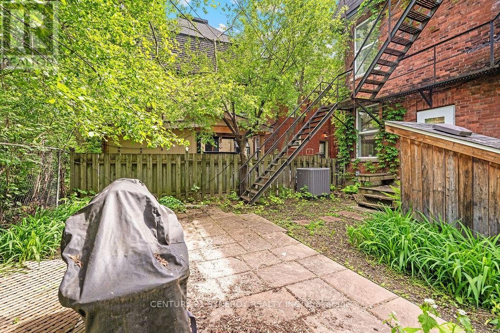 2 - 229 CHARLOTTE STREET - Photo 14