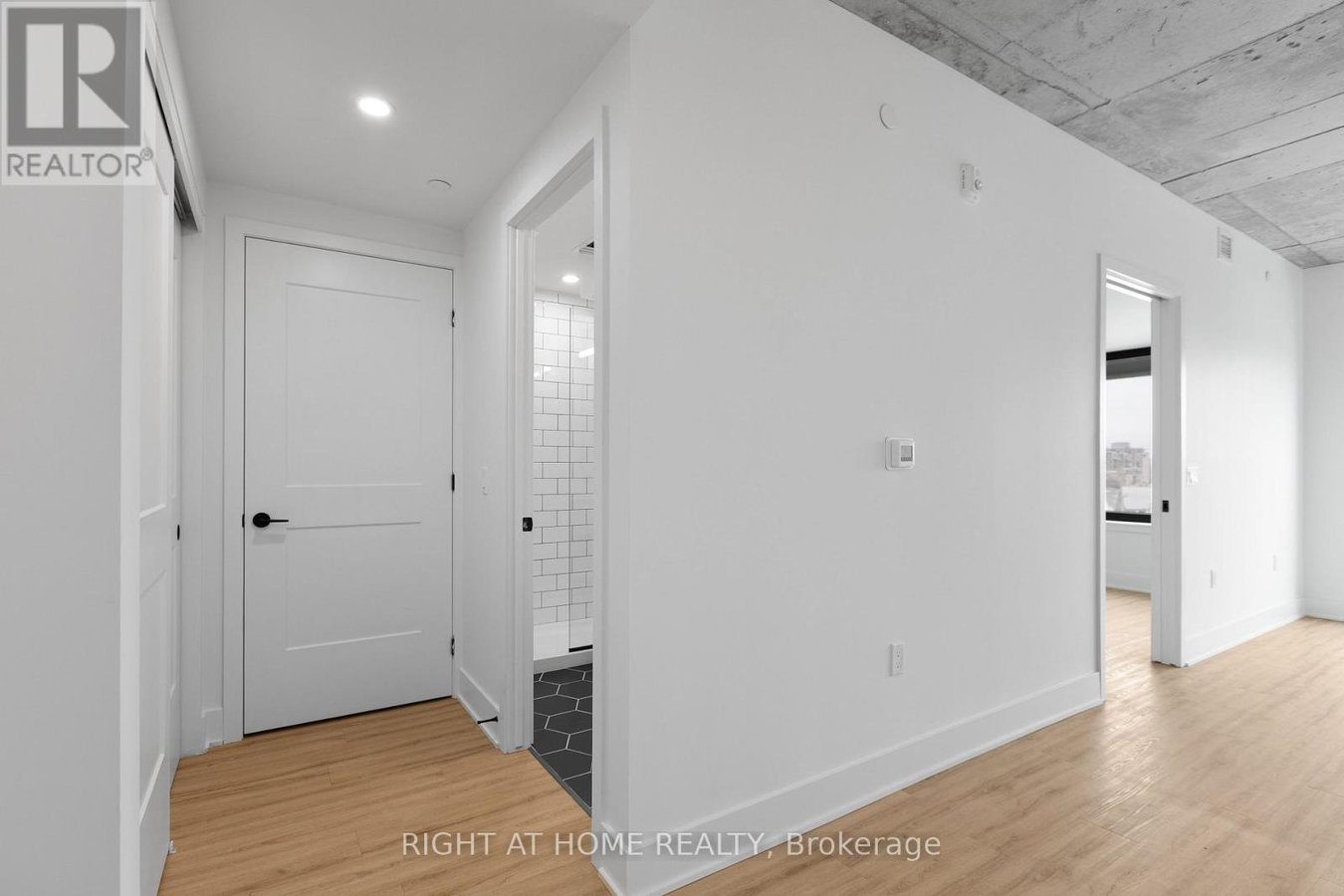 509 - 377 WINONA AVENUE - Photo 2