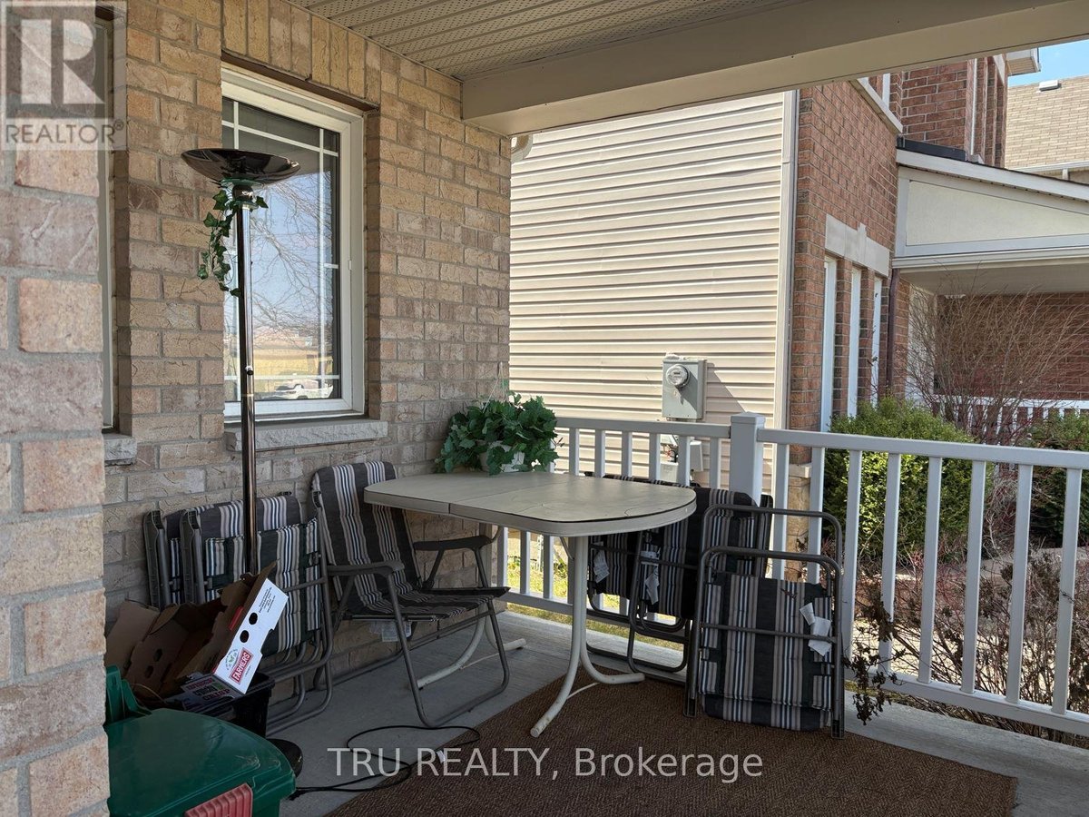 684 BEATRICE DRIVE - Photo 6