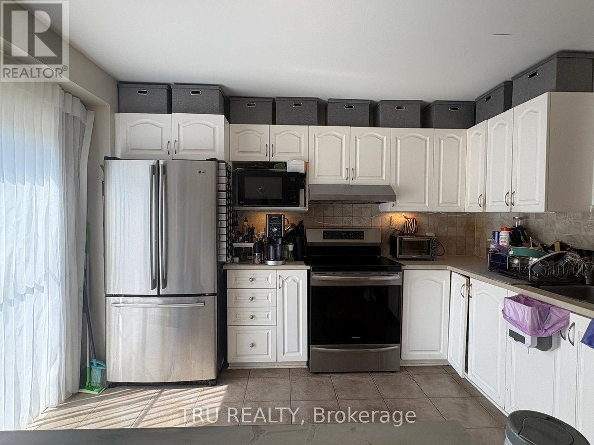 684 BEATRICE DRIVE - Photo 7