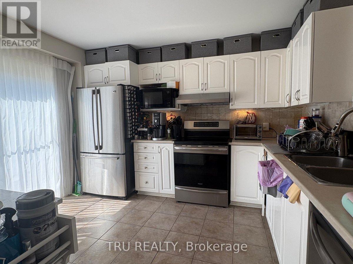 684 BEATRICE DRIVE - Photo 8