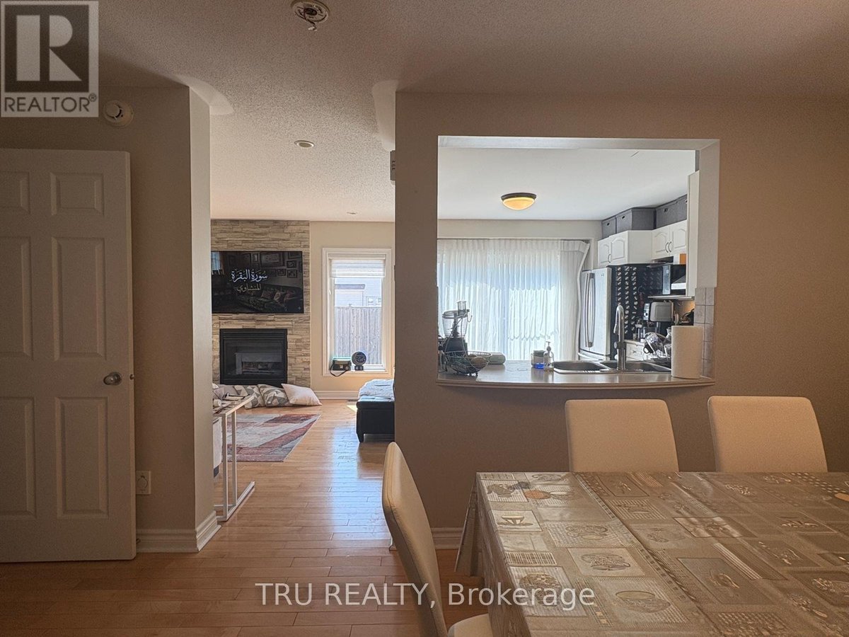 684 BEATRICE DRIVE - Photo 12