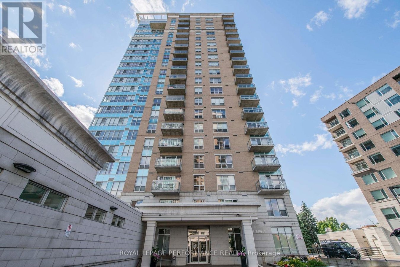802 - 70 LANDRY STREET - Photo 2