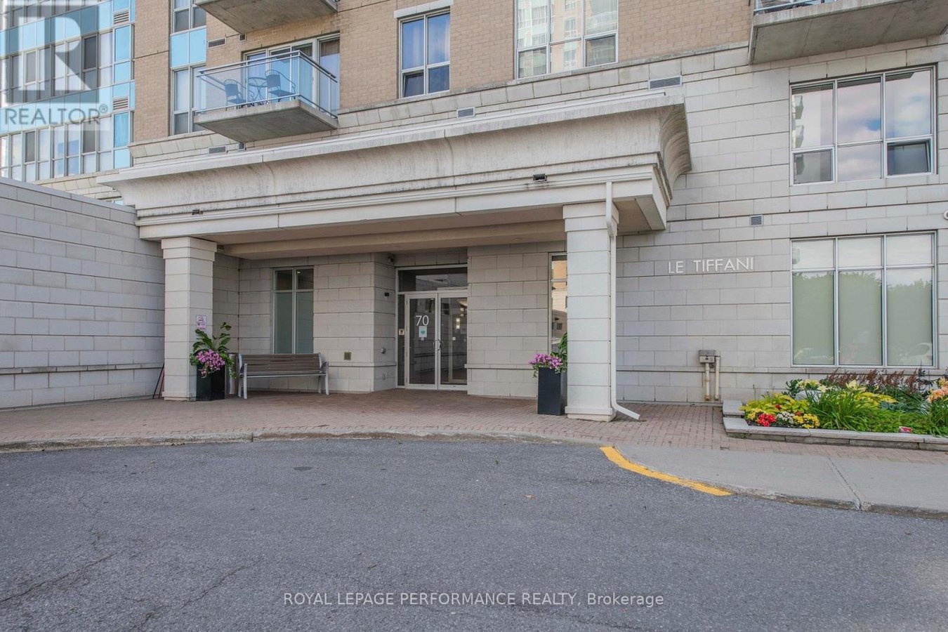 802 - 70 LANDRY STREET - Photo 4