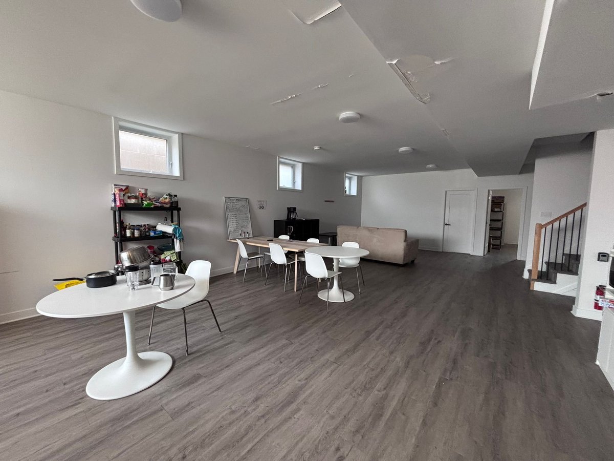442 Sunnyside Avenue - Photo 14