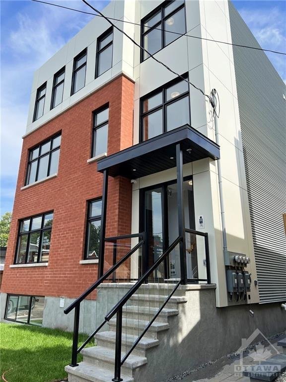442 Sunnyside Avenue - Photo 1