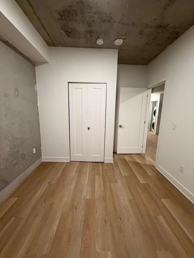 1655 Carling Avenue - Photo 10