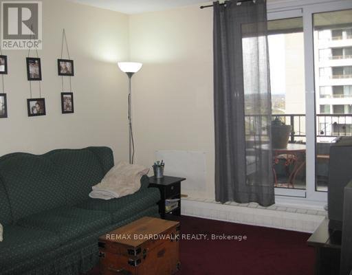 1610 - 1785 RIVERSIDE DRIVE - Photo 4