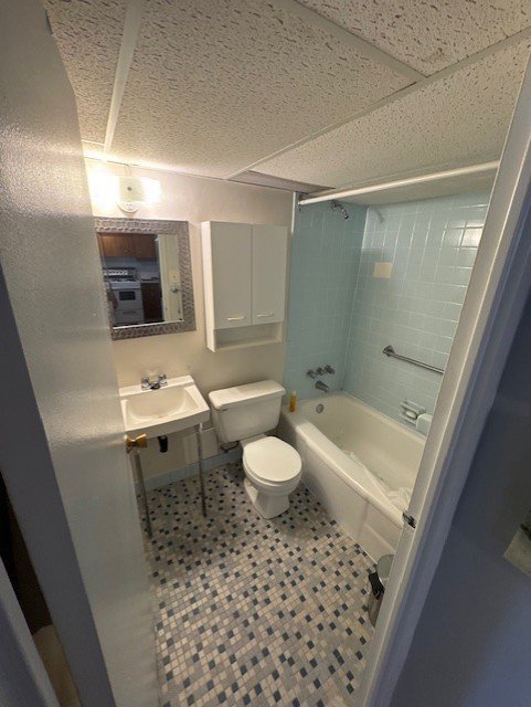 420 Parkdale Avenue - Photo 3