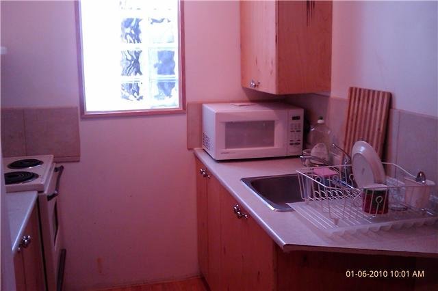 77 Cambridge Street North - Photo 4