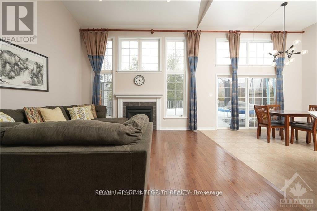 404 KILMARNOCK WAY - Photo 5