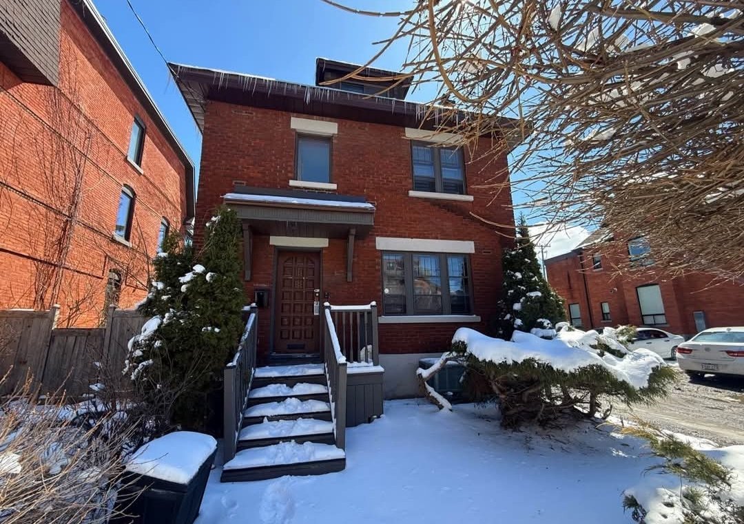 322 Waverley Street - Photo 1